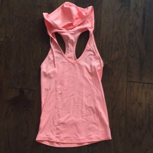 Lorna Jane hooded racerback